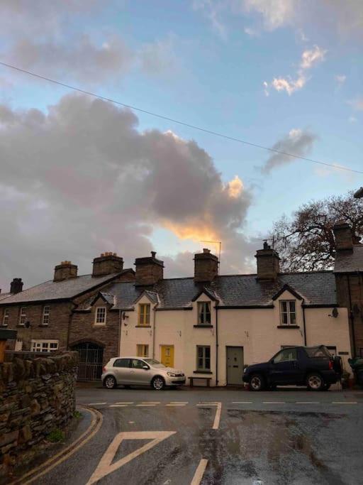 Lovely Peaceful 2 Bed Cottage Llandderfel Екстер'єр фото